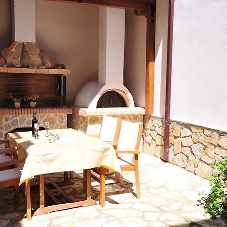 Pansion Evi Apartman Amulianí Kültér fotó