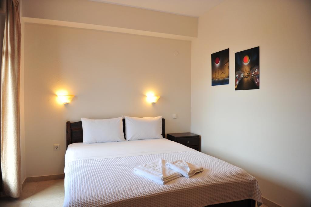 Pansion Evi Apartman Amulianí Szoba fotó